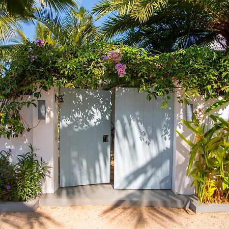 Le Mandala Moris Guesthouse Pointe Aux Canonniers Grand-Baie Kültér fotó