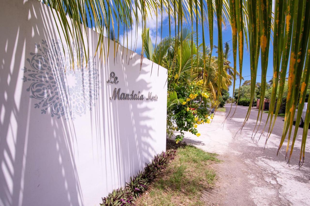 Le Mandala Moris Guesthouse Pointe Aux Canonniers Grand-Baie Kültér fotó