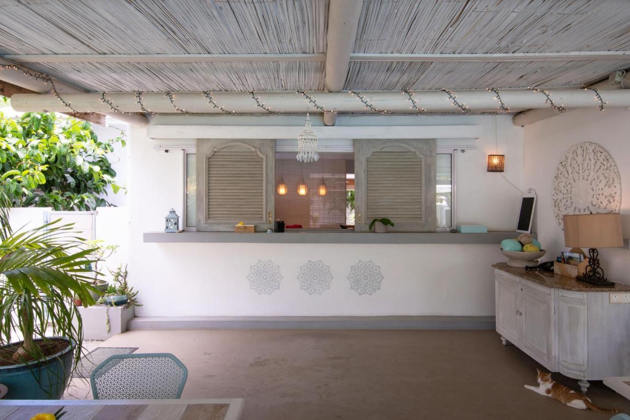 Le Mandala Moris Guesthouse Pointe Aux Canonniers Grand-Baie Kültér fotó