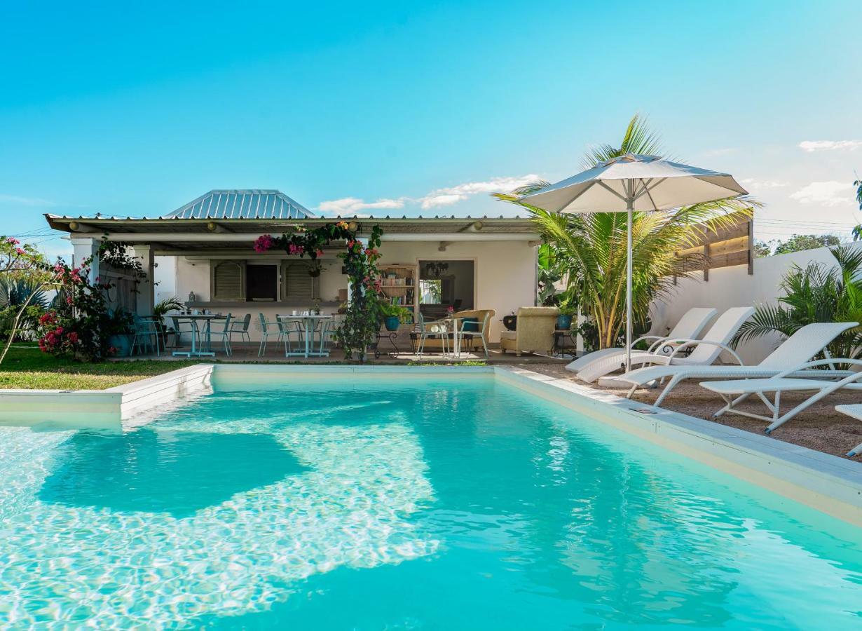 Le Mandala Moris Guesthouse Pointe Aux Canonniers Grand-Baie Kültér fotó